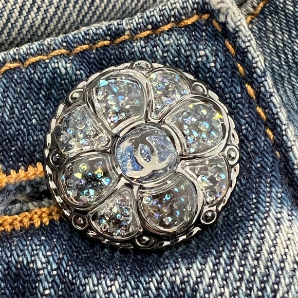 CHANEL 24S RUNWAY CC BLUE JEANS SIZE FR 36 / US 4 NWTS! - Picture 16 of 17